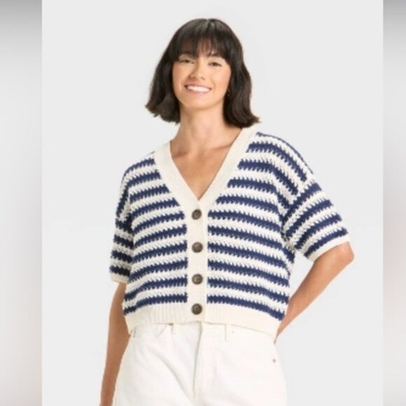 UNIVERSAL THREAD NWOT Size L Blue and White Stripe Short Sleeve Cardigan - Picture 1 of 4